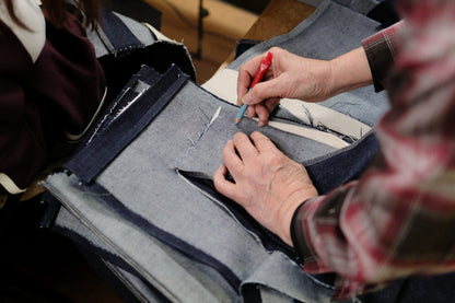 ワラカット刺しゅう裏起毛デニムベスト #99999-B